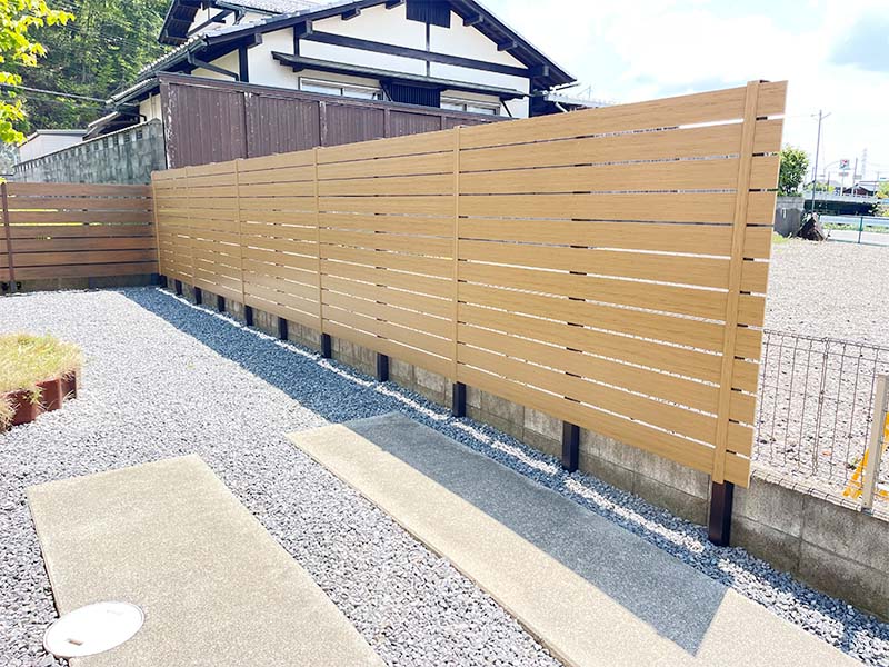 施工写真：目隠しフェンス